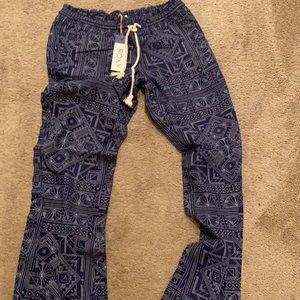 Roxy pants - size large